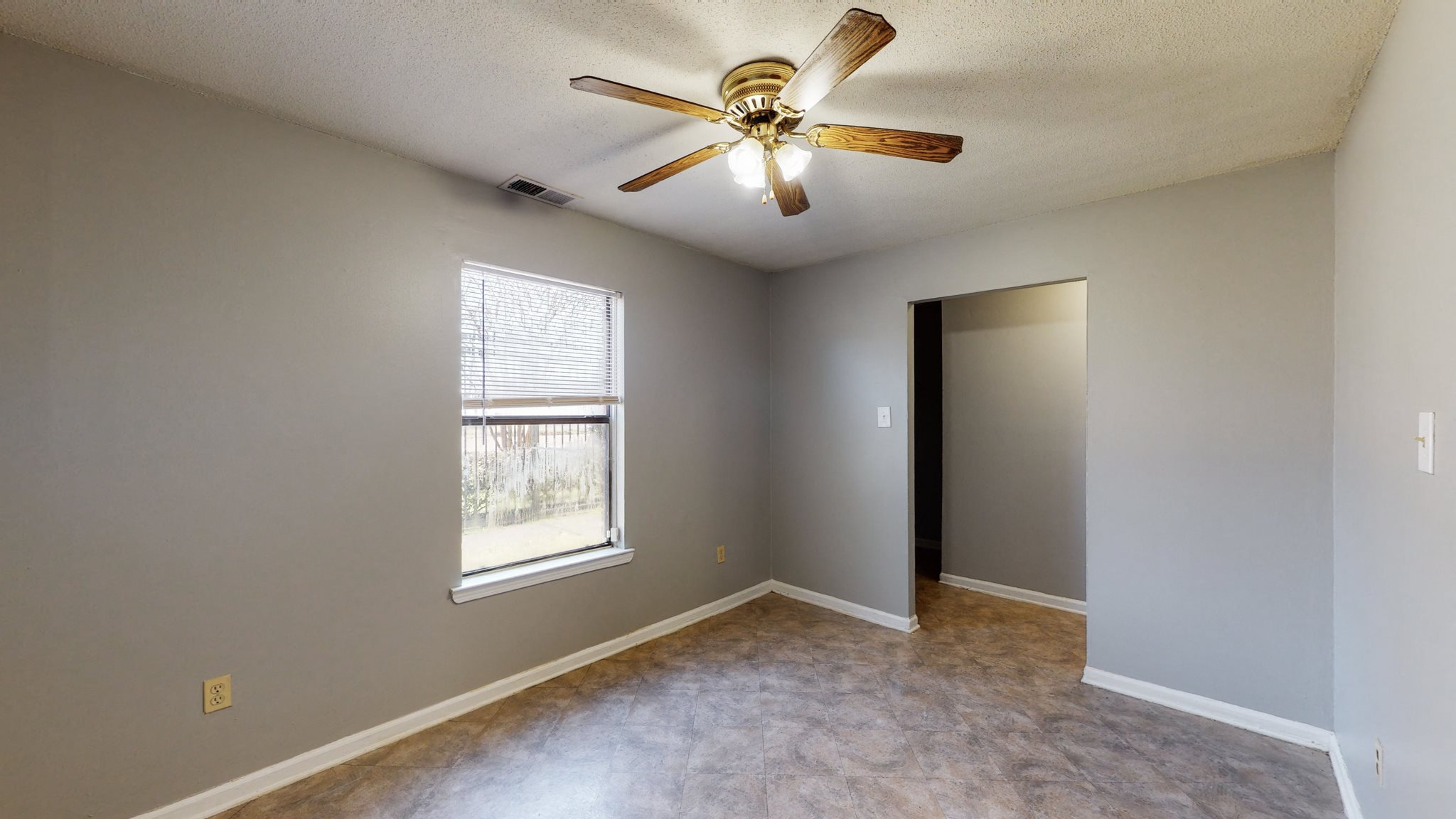 Photos and Video of Mill Creek Apartments in Memphis, TN